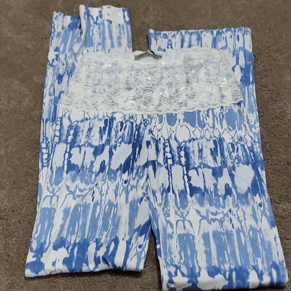 Lace top leggings  very unique